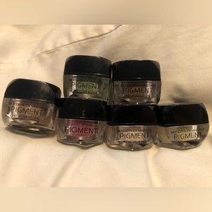 Younique Moodstruck Mineral Pigment Bundle